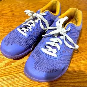 Reebok Nanos Size 6.5